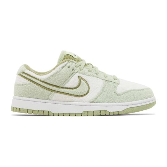 Nike Dunk Low SE Fleece Honeydew